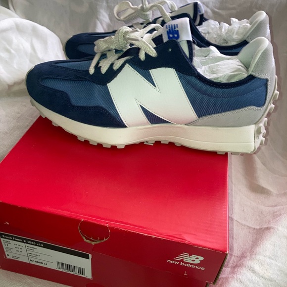 New Balance Navy and White VINTAGE 327 Athletic Shoes - Picture 8 of 10